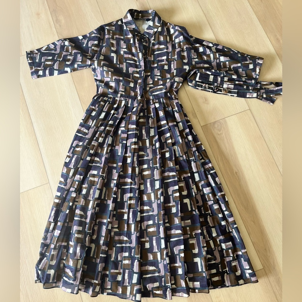 Elegant Geometric Patterned Dress